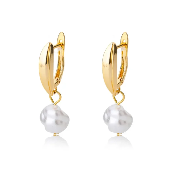 Geometric Circular Design Water Pearl Earrings - Image 9